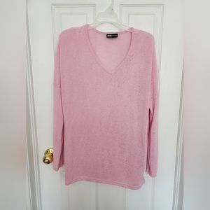 Very soft and light pink sweater for Summer cooler days